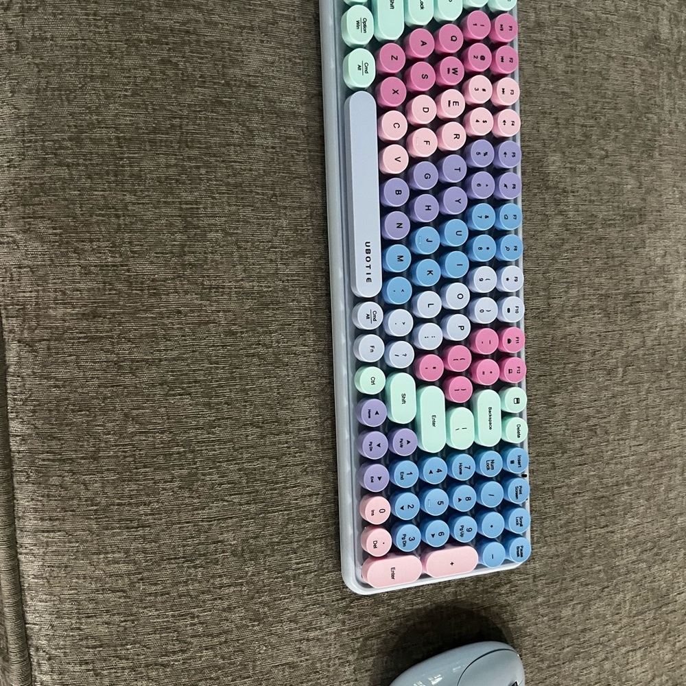 Pastel Wireless Keyboard